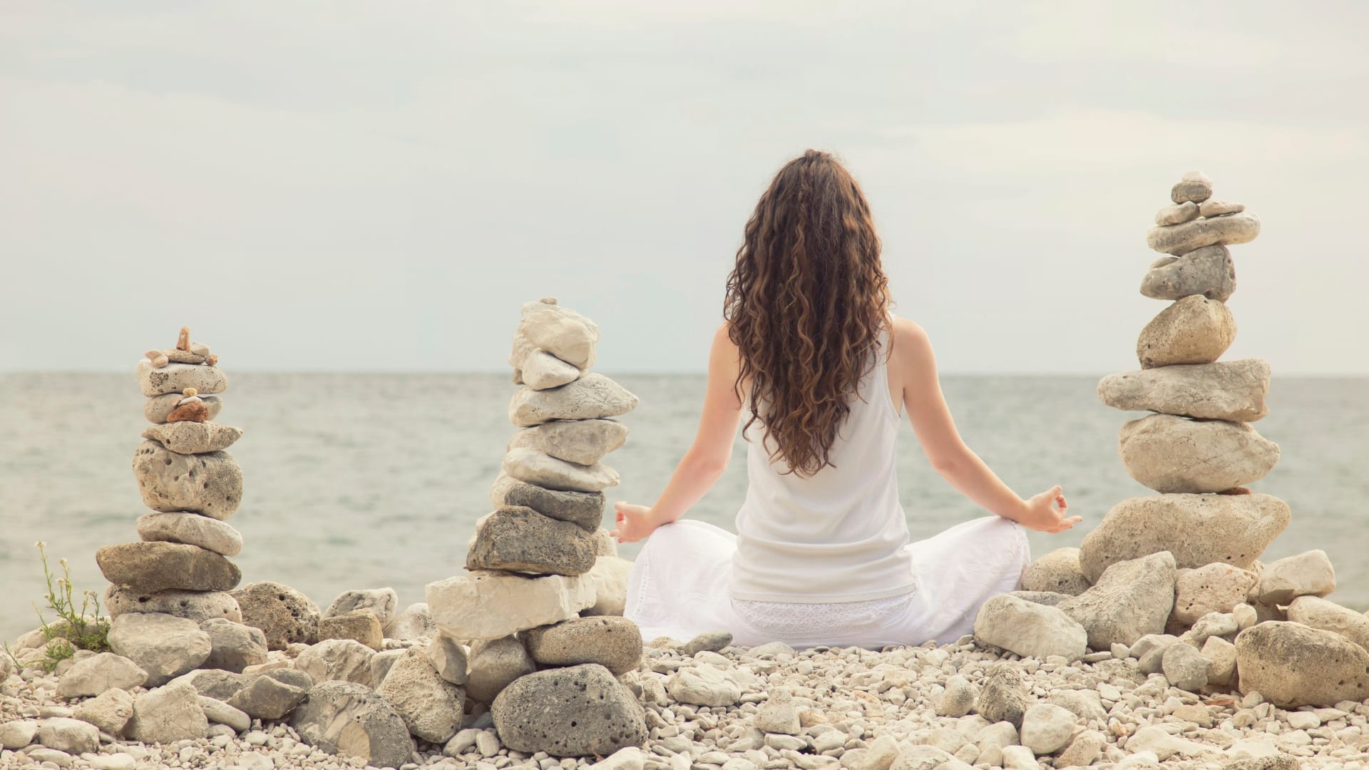 Navigating-the-Path-to-Healing-A-Balanced-Look-at-EFT-Training-Courses