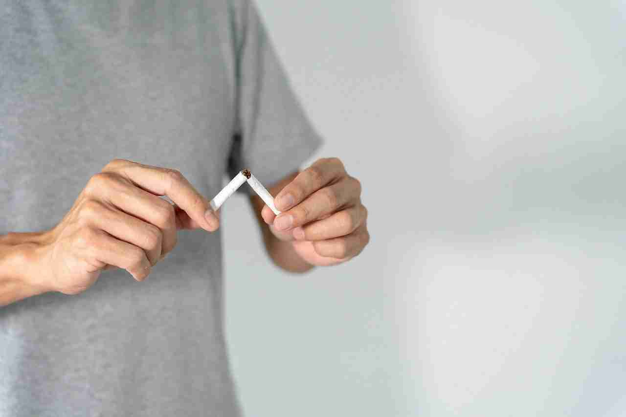 Free Cigarette Tobacco photo and picture